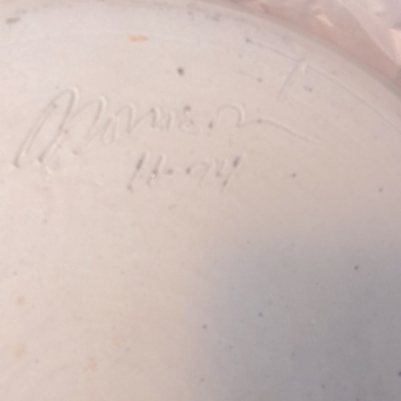 12” Studio Art Pottery Iris Plate/Platter Signed Morrison 11-94 - Picture 3 of 4